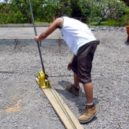 ハワイ島でミニハウスを建てる （5）基礎作り前編