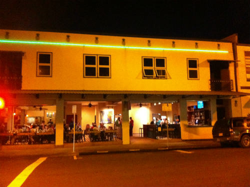 ハワイ島マイカイ・オハナ・ツアーハワイ島ヒロの新しいレストラン1