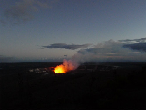 ハワイ島火山・溶岩リポート・ハレマウマウ火口（ハワイ島・マイカイオハナツアー）