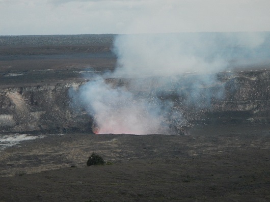 ハワイ島火山・溶岩リポート　4月4日（ハワイ島マイカイオハナツアー）